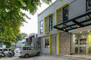 Reddoorz Plus Near Senayan City
