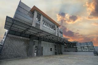 Hotel Oyo 945 Mega Kost 2