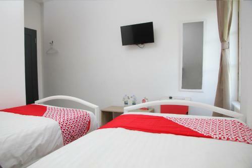 Oyo 1098 Rego Hotel
