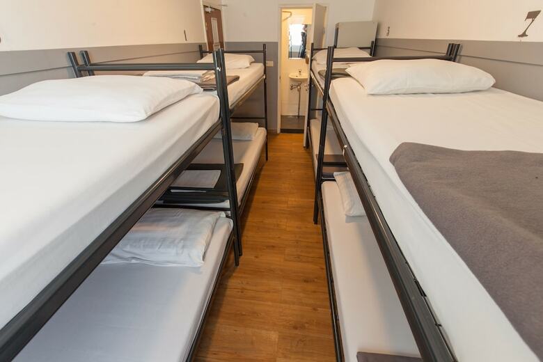 Hotel Travel