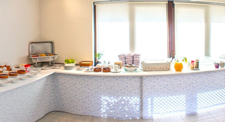 Hotel Oya & Suites