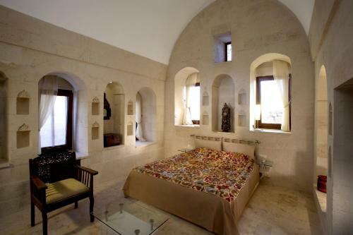 Posada Kasr-i Nehroz Hotel