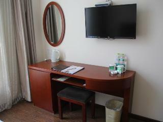Greentree Inn Management Committee Express Hotel