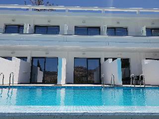 Amounda Bay Hotel
