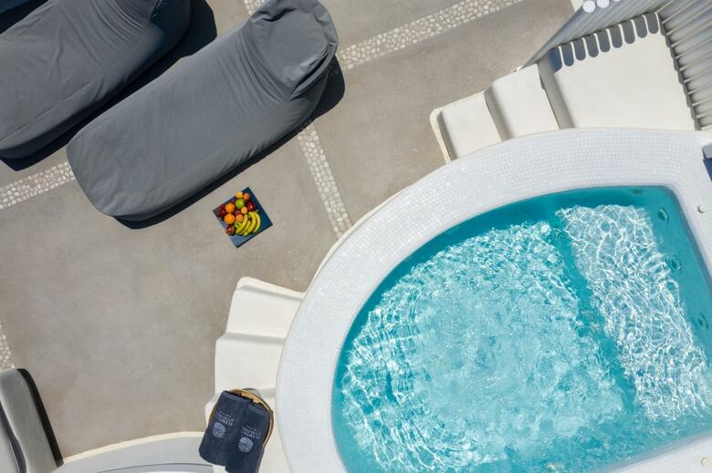 Hotel Elements Of Caldera Suites