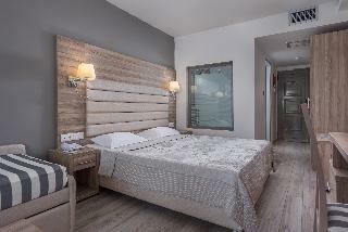 Dionysos Hotel & Studios