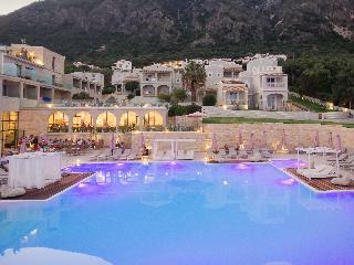 Hotel Golden Mare Resort