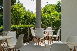Calma Beach Hotel