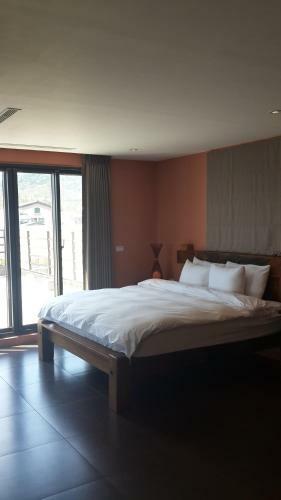 Posada Jing Guan Hotel