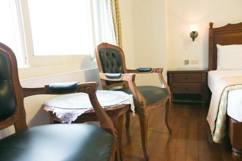 Jing Ai Hotel