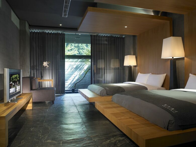 Hotel Onsen Papawaqa