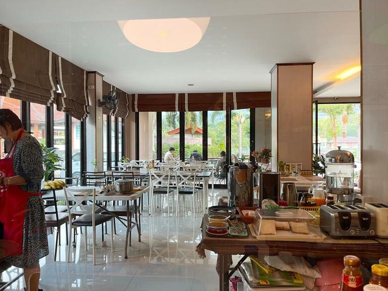 Hotel Saranya Riverhouse