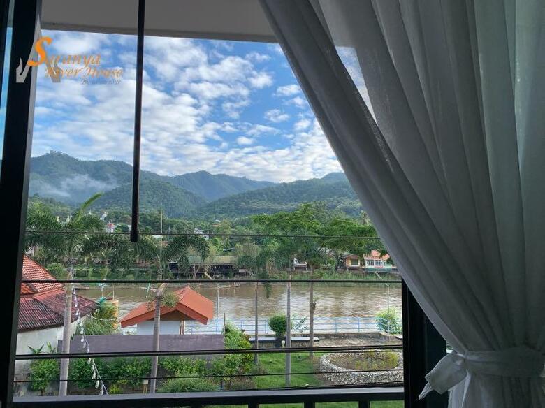 Hotel Saranya Riverhouse