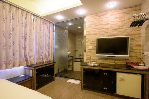 Harbor Resort Hotel