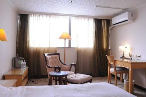 Duke Hotel