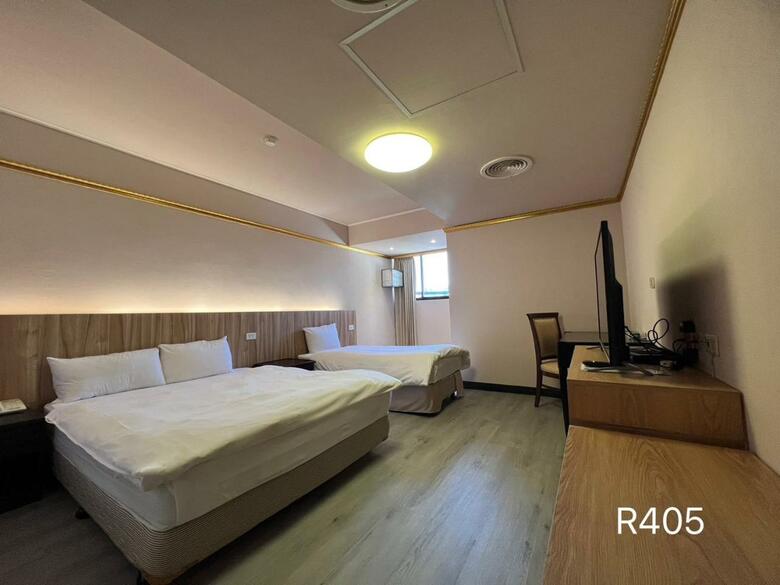 Golden Age Hotel