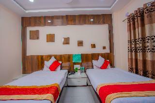 The Green Palace Hotel