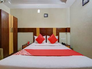 Oyo 958 Hotel Greenwood Inn