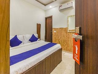 Hotel Silverkey Executive Stays 19389 Divine Inn