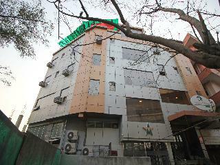 Oyo 9046 Hotel Metro Star