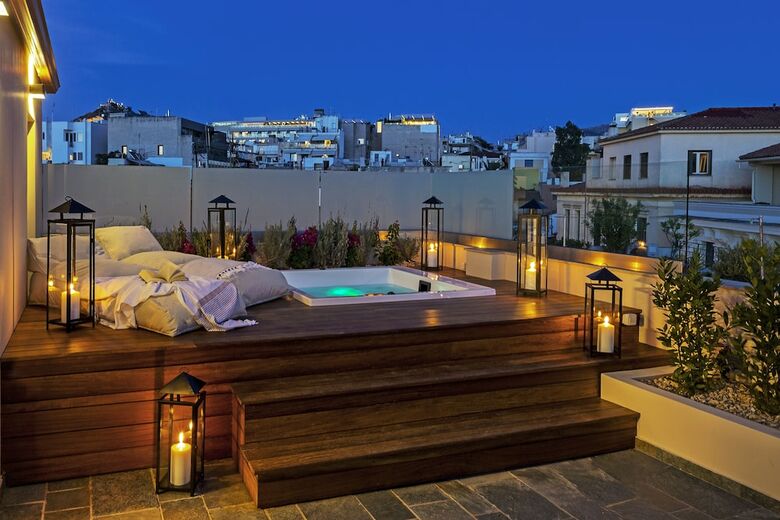 Apartamentos A77 Suites By Andronis