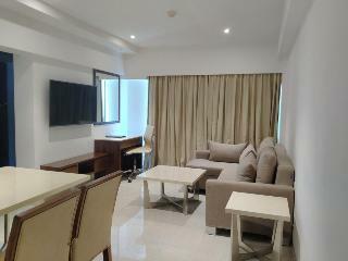 Hotel Ramee Techome Khar