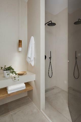 Hotel Arco Solium Suites