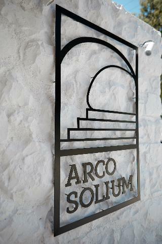 Hotel Arco Solium Suites