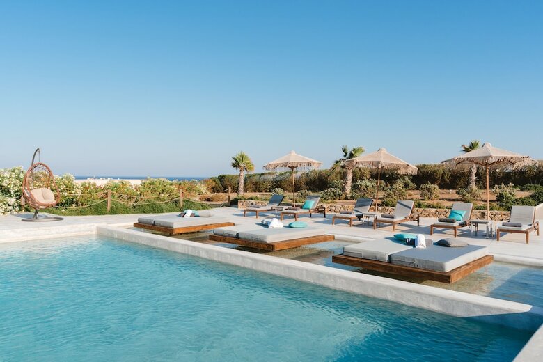 Hotel Myconian Crown Suites
