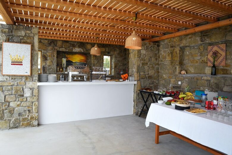 Hotel Myconian Crown Suites