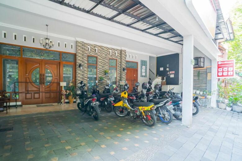 Hotel Oyo 1137 Ndalem Panularan