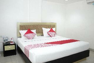 Oyo 844 Surya Hotel