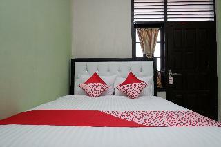 Hotel Oyo 950 Steze Kost