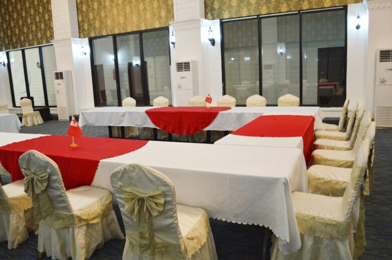 Hotel Loumaile Lodge