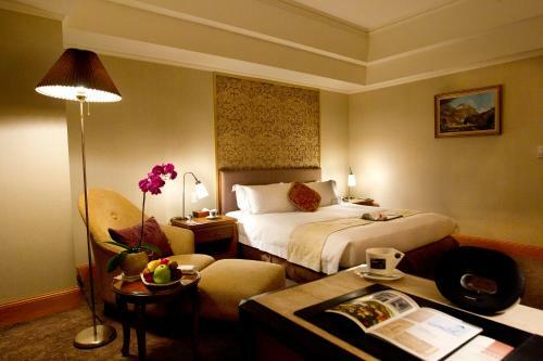 The Lees Hotel