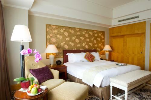 The Lees Hotel
