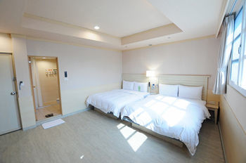 Kindness Hotel Xiong Zhong Branch