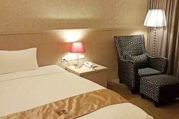 R Hotel Kaohsiung