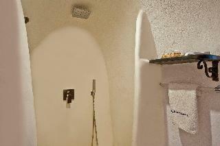 Villa Alexander's Suites