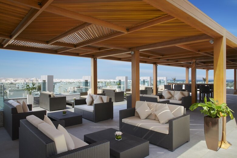 Hotel Royal Tulip Muscat