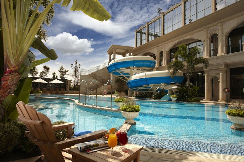 E-da Royal Hotel