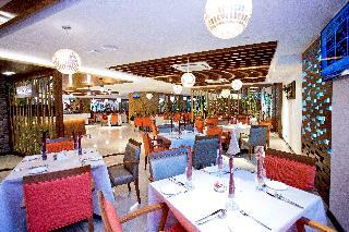 Vouk Hotel Suites