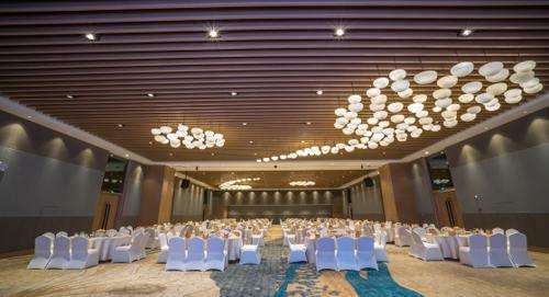 Hotel Ramada Encore Jintang