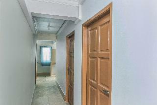 Oyo 2485 Darisa Marshall Kost Syariah