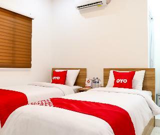 Oyo 1191 Monalisa Residence And Cafe