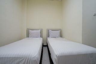 Oyo 2246 Kost 97