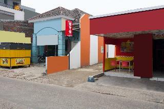 Oyo 1641 Griya Aara