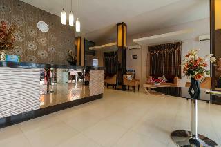 Reddoorz Plus @ Grand Populer Hotel