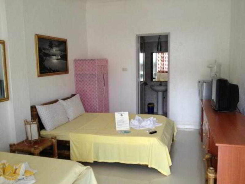 Alla Luna Rossa Beach Hotel