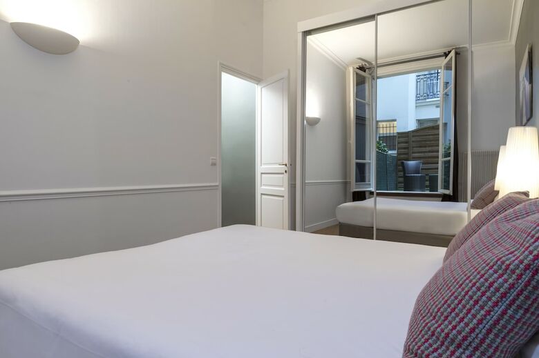 Residence Charles Floquet Paris